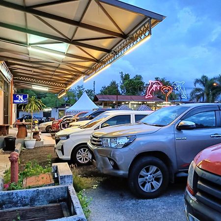 Hotel Nawar Pasir Mas Eksteriør bilde