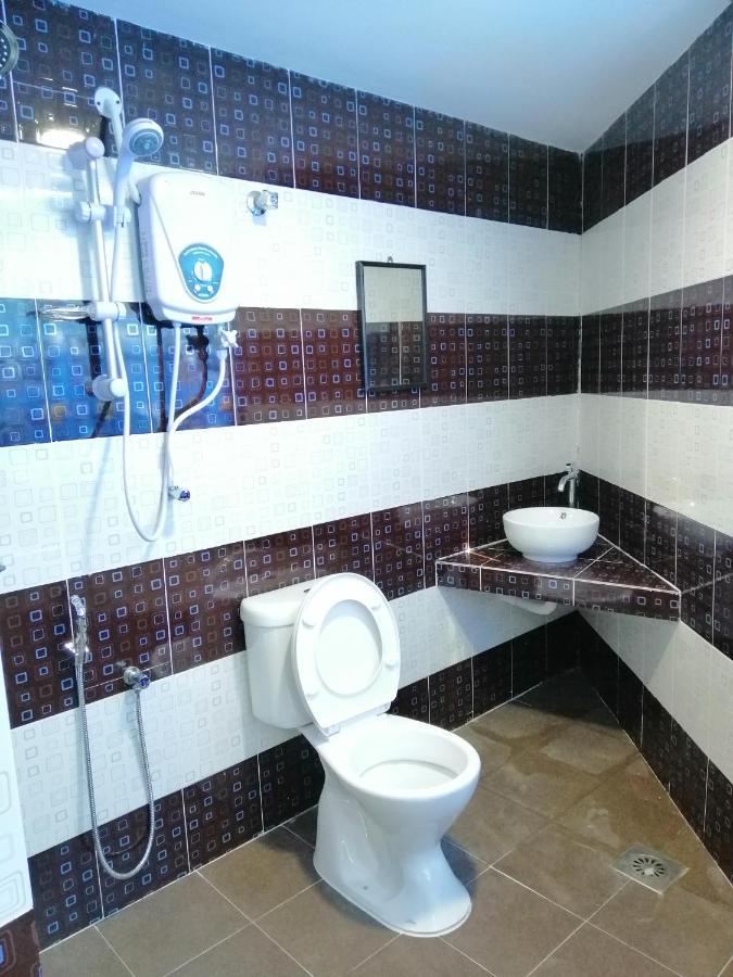 Hotel Nawar Pasir Mas Eksteriør bilde