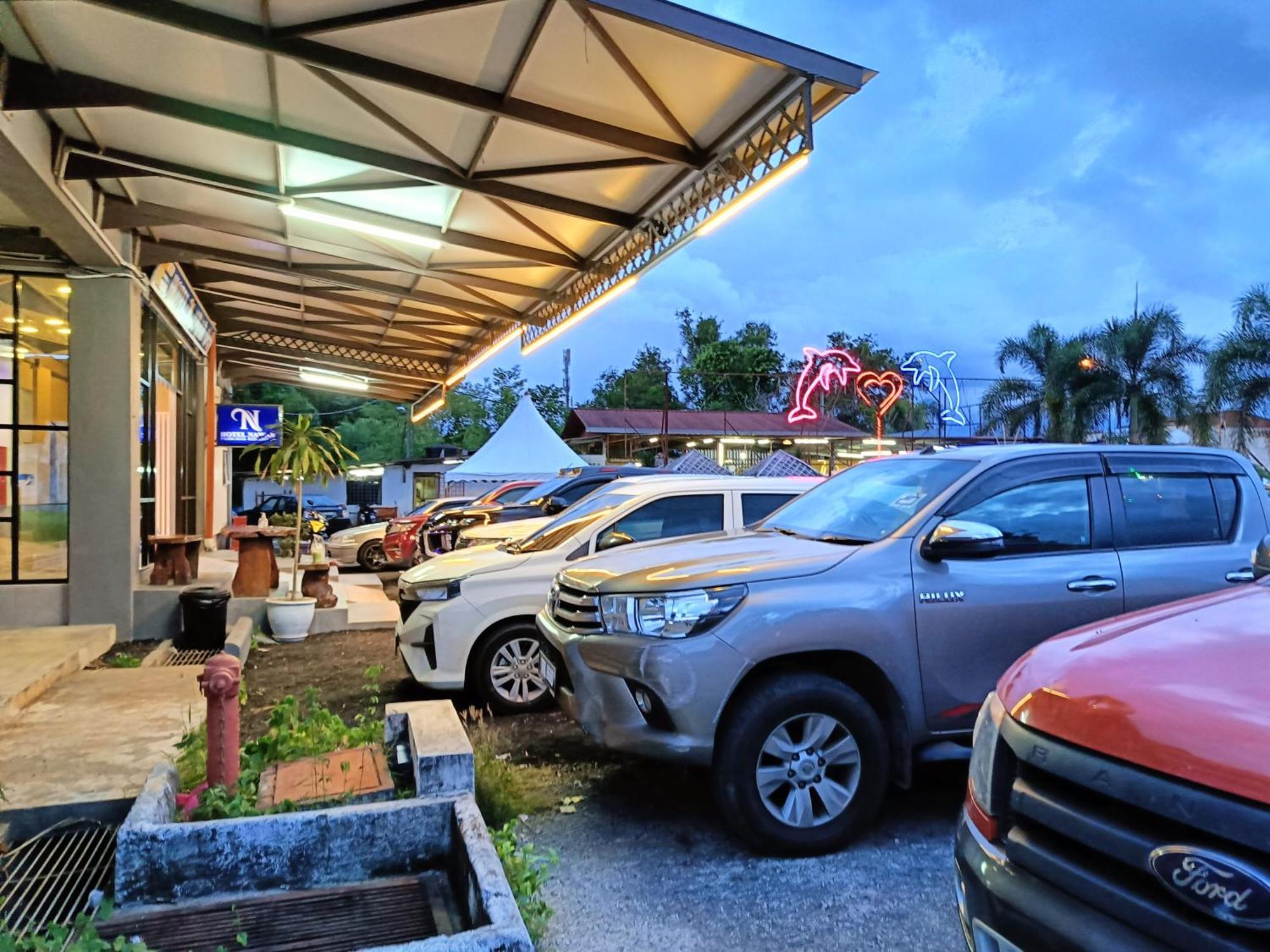 Hotel Nawar Pasir Mas Eksteriør bilde